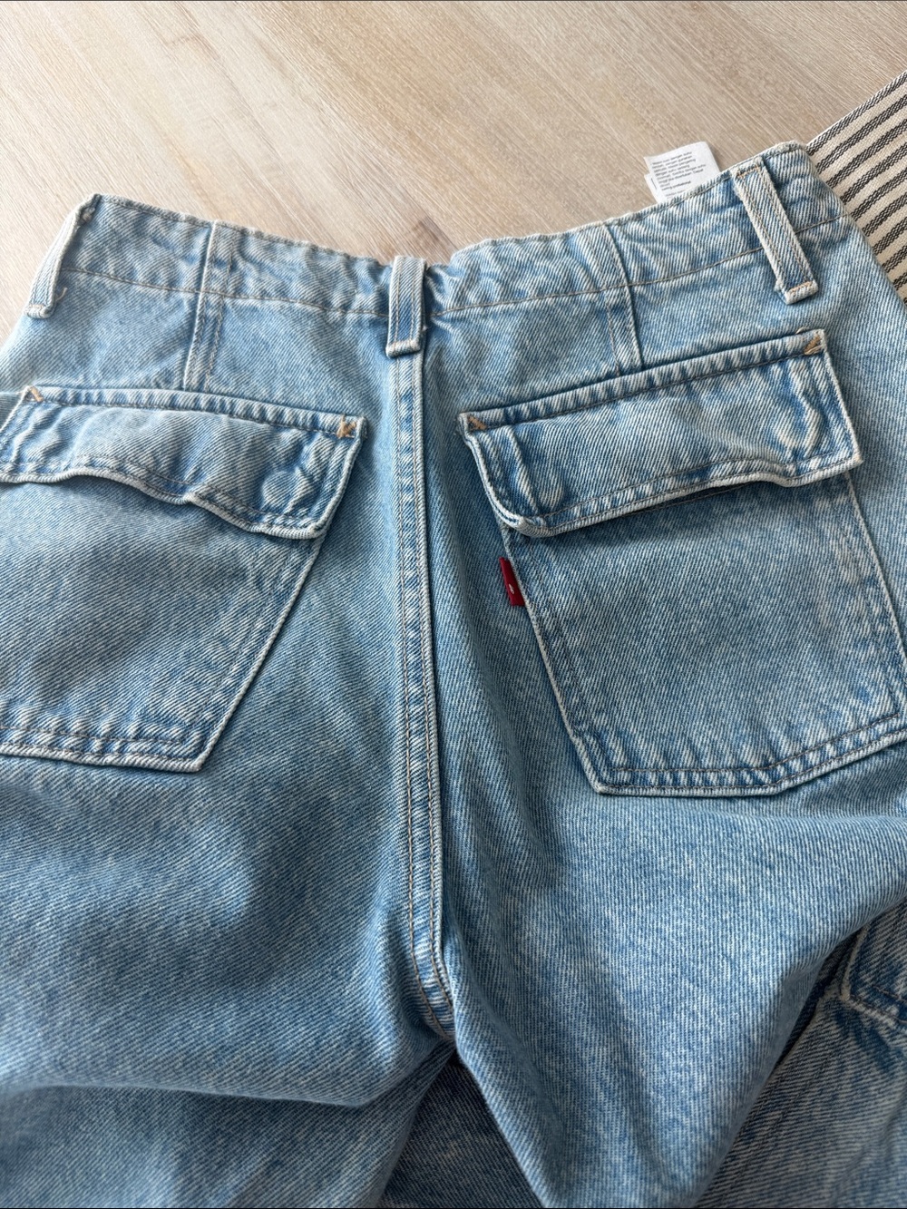 Levi's Light Blue High-Waist Denim Jeans